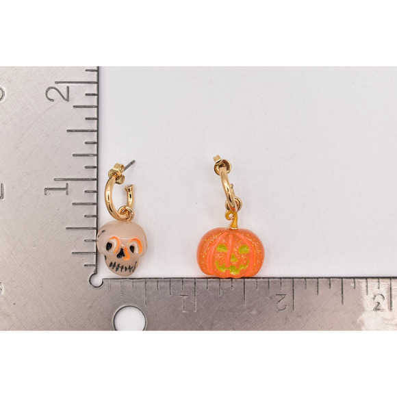 Coach Halloween Skull And Pumpkin Mismatch Earrings Glitter NEW 2024 Rare BinW - Picture 11 of 11